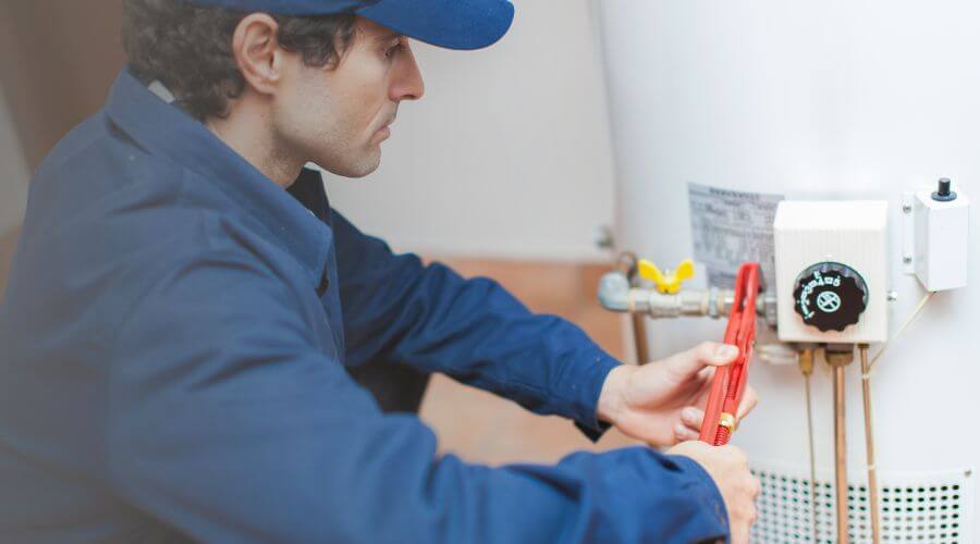 Local water heater installation in Murray, IA
